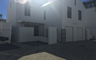 2 Bedroom House in Franschhoek