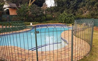 1 Bedroom Garden Cottage in Bromhof