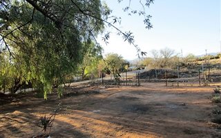 800 m² Land available in Calitzdorp