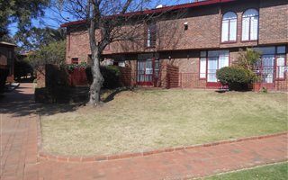 2 Bedroom Duplex in The Hill