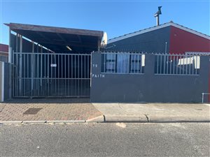 2 Bed House in Mitchells Plain