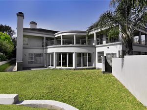 4 Bed House in Kyalami