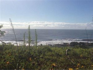 1858 m² Land available in Uvongo