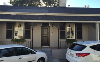 4 Bedroom House in Upper Claremont
