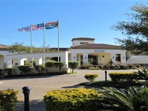 847 m² Land available in Blue Valley Golf Estate