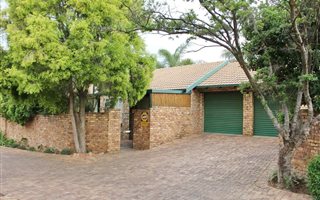 3 Bedroom Townhouse in Equestria