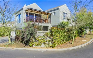 3 Bedroom House in Vredekloof Heights