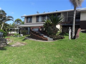 3 Bed House in Port Edward