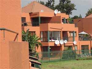 1 Bed Apartment in Randpark Ridge