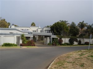 5 Bed House in Oriel