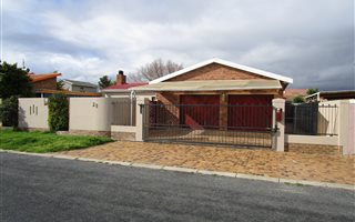 3 Bedroom House in Onverwacht