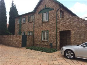 2 Bed Apartment in Rietvalleirand