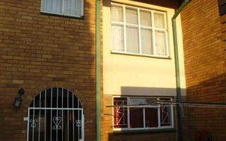 2 Bedroom House in East Geduld
