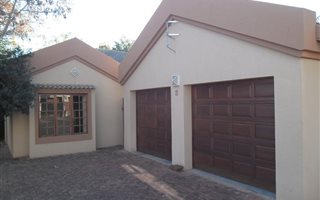 3 Bedroom Townhouse in Modimolle