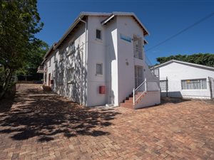 2 Bed Apartment in Sunnyside