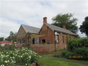 5 Bed House in Cookhouse
