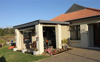 3 Bedroom House in Kidds Beach
