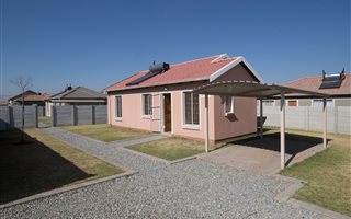 3 Bedroom House in Alrode