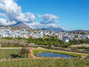 408 m² Land available in Weltevreden Hills Estate
