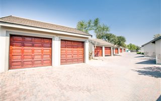 2 Bedroom Townhouse in Valleyview Estate
