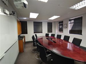433 m² Commercial space in Lyttelton Manor