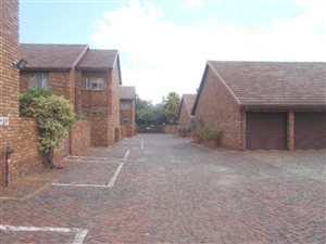 3 Bed Townhouse in Hennopspark