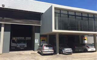 90 m² Commercial space in Briardene