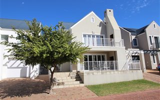 3 Bedroom House in Capolavoro Estate