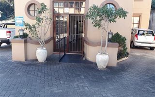 310 m² Commercial space in Westville