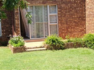 2 Bed Townhouse in Erasmus