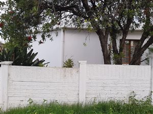 4 Bed House in Merebank