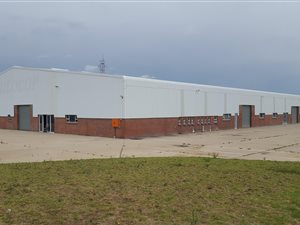 3676 m² Industrial space in Louwlardia