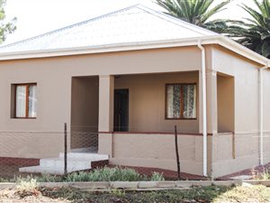 2 Bed House in Willowmore