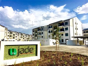2 Bed Apartment in Paardevlei