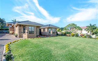 3 Bedroom House in Sheffield Beach