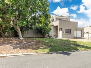 3 Bed House in Goedemoed