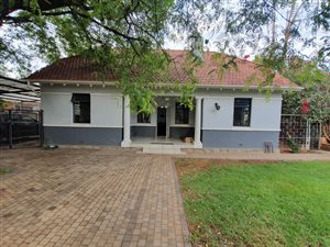 4 Bed House in Herlear