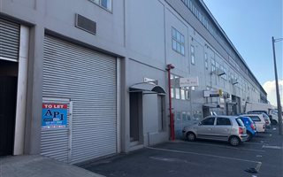 422 m² Industrial space in Paarden Eiland