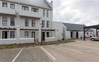 Bachelor apartment in Blue Mountain Village
