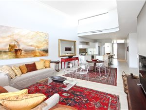2 Bed Apartment in Melrose Estate