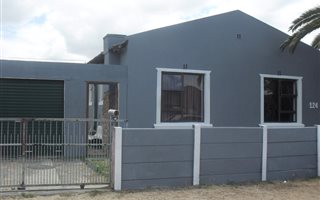 3 Bedroom House in Belhar