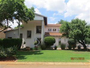 3 Bed House in Centurion Golf Estate