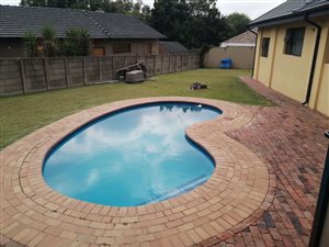 4 Bed House in Libradene