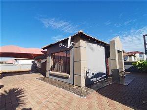 3 Bed House in Rosslyn