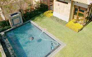 5 Bedroom House in Featherbrooke Estate