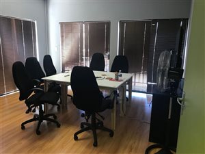 172 m² Office Space in Route 21 Business Park