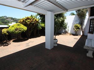 3 Bedroom Simplex in Glen Hills