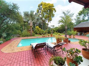 3 Bed House in Tileba