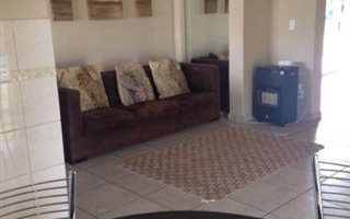 4 Bedroom House in West Beach