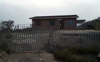3 Bedroom House in Eastbury